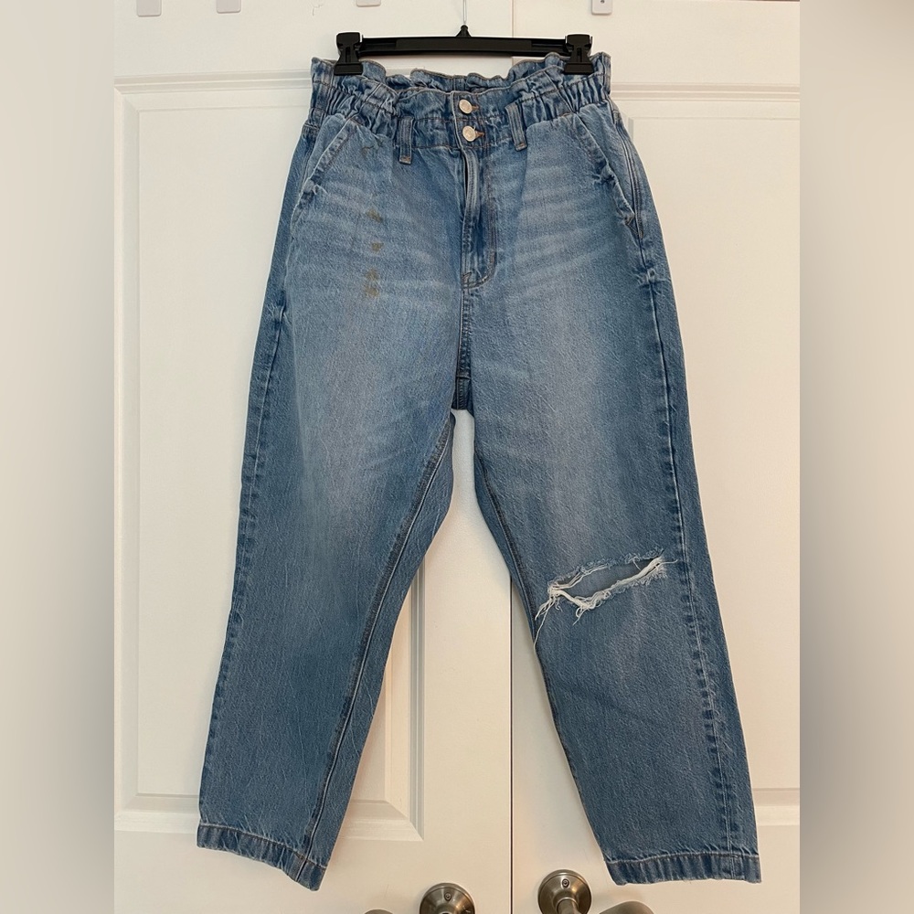 American Eagle High Waist Distressed Light Wash Denim | Women’s 12 Short